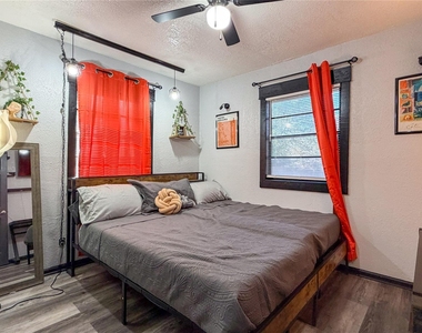 1805 El Paso Street - Photo Thumbnail 17