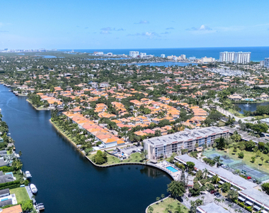 801 Three Islands Boulevard - Photo Thumbnail 7