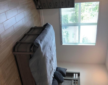 5665 Divine Drive - Photo Thumbnail 6