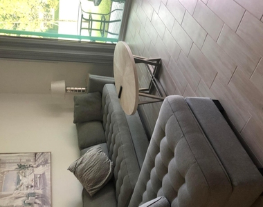 5665 Divine Drive - Photo Thumbnail 9