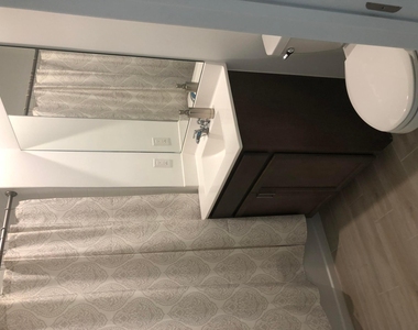5665 Divine Drive - Photo Thumbnail 8