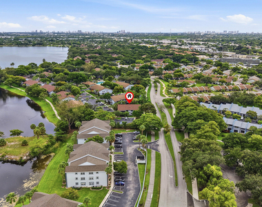 2753 S Oakland Forest Drive - Photo Thumbnail 46