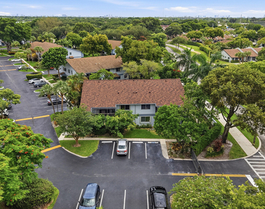 2753 S Oakland Forest Drive - Photo Thumbnail 33