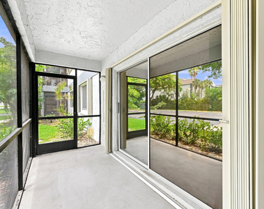 2753 S Oakland Forest Drive - Photo Thumbnail 24