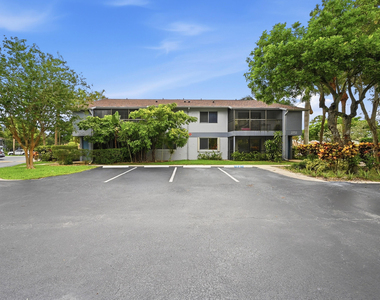 2753 S Oakland Forest Drive - Photo Thumbnail 1