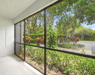 2753 S Oakland Forest Drive - Photo Thumbnail 26