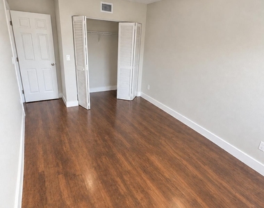 626 Nw 179th Street - Photo Thumbnail 4