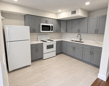 626 Nw 179th Street - Photo Thumbnail 1