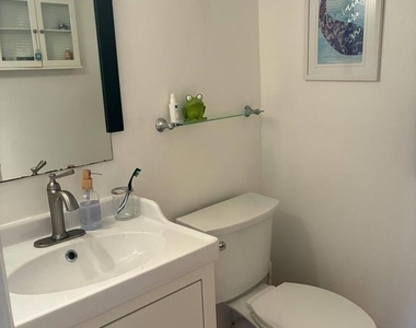 400 Leslie Drive - Photo Thumbnail 26