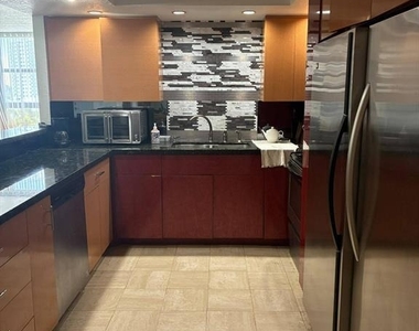 400 Leslie Drive - Photo Thumbnail 30