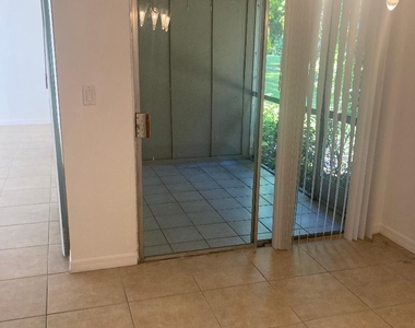 1950 Coquina Way - Photo Thumbnail 7