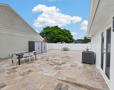 1271 Sw 85th Terrace - Photo Thumbnail 34