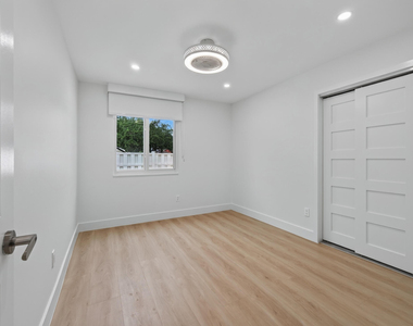 1271 Sw 85th Terrace - Photo Thumbnail 23