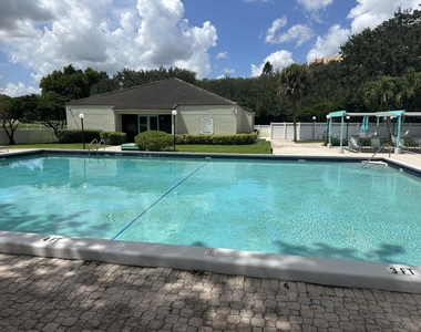 3001 W Rolling Hills Circle - Photo Thumbnail 12