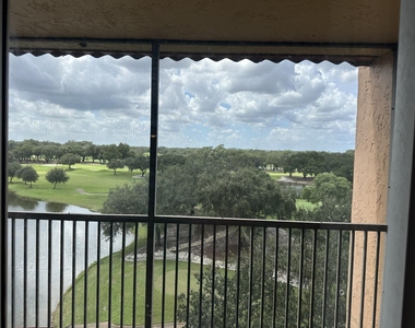 3001 W Rolling Hills Circle - Photo Thumbnail 9