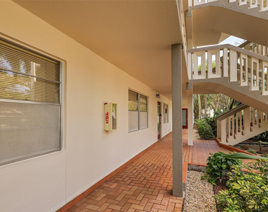 3405 Bimini Lane - Photo Thumbnail 5