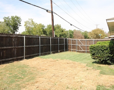 217 Matt Place - Photo Thumbnail 18