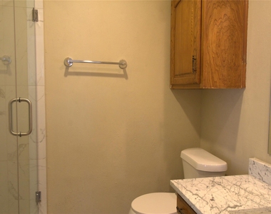 217 Matt Place - Photo Thumbnail 13