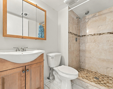 3668 N University Drive - Photo Thumbnail 12