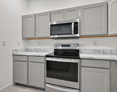 1339 Nw 208th Terrace - Photo Thumbnail 9