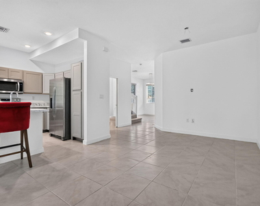 1339 Nw 208th Terrace - Photo Thumbnail 5