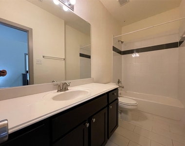 3629 Valley Vista Drive - Photo Thumbnail 12