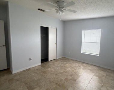 8179 Sandwedge Terrace - Photo Thumbnail 15