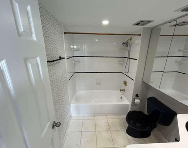 4501 Ne 21st Avenue - Photo Thumbnail 9