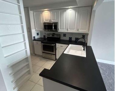 4501 Ne 21st Avenue - Photo Thumbnail 3