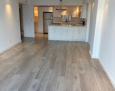 19370 Collins Avenue - Photo Thumbnail 1