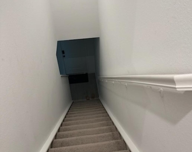 708 Ne Hawks Ridge Way - Photo Thumbnail 2