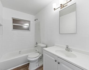 3847 Roan Court E - Photo Thumbnail 18