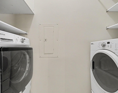 2502 Live Oak Street - Photo Thumbnail 27