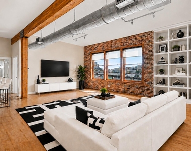 2502 Live Oak Street - Photo Thumbnail 35