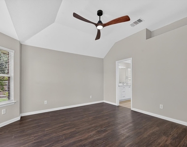 739 Kilbridge Lane - Photo Thumbnail 13