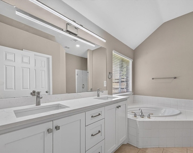 739 Kilbridge Lane - Photo Thumbnail 17