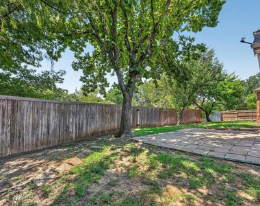 739 Kilbridge Lane - Photo Thumbnail 23
