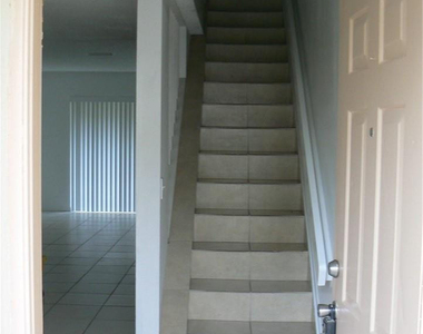 3103 Coral Ridge Drive - Photo Thumbnail 4