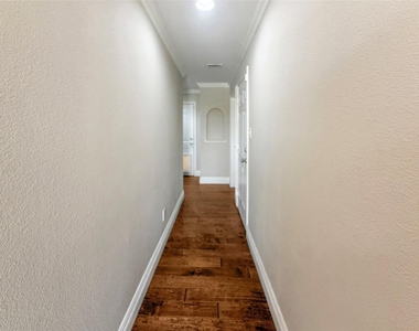 2403 Stutz Drive - Photo Thumbnail 4