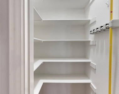 2403 Stutz Drive - Photo Thumbnail 33