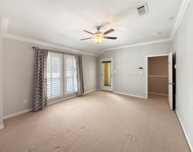 2403 Stutz Drive - Photo Thumbnail 22