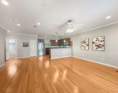 2403 Stutz Drive - Photo Thumbnail 10