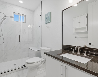 1808 Shaw Street - Photo Thumbnail 16
