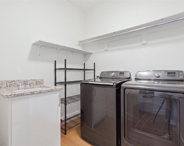 1808 Shaw Street - Photo Thumbnail 7