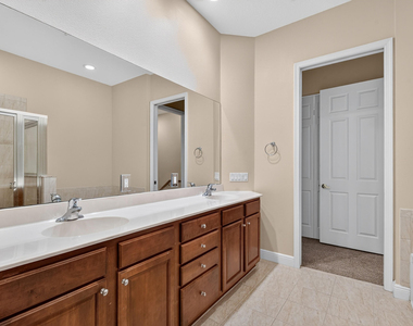 12583 Se Old Cypress Drive - Photo Thumbnail 32