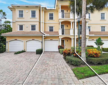 12583 Se Old Cypress Drive - Photo Thumbnail 1