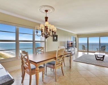 1021 Hillsboro Mile - Photo Thumbnail 9