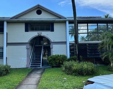 905 Ne 199th Street - Photo Thumbnail 7