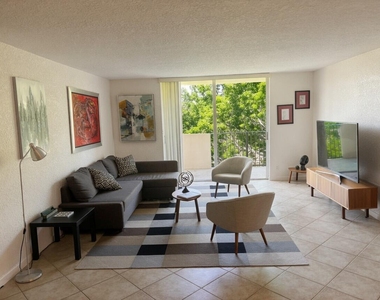 1000 Spanish River Road - Photo Thumbnail 2