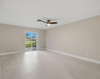 1031 Goldenrod Road - Photo Thumbnail 7